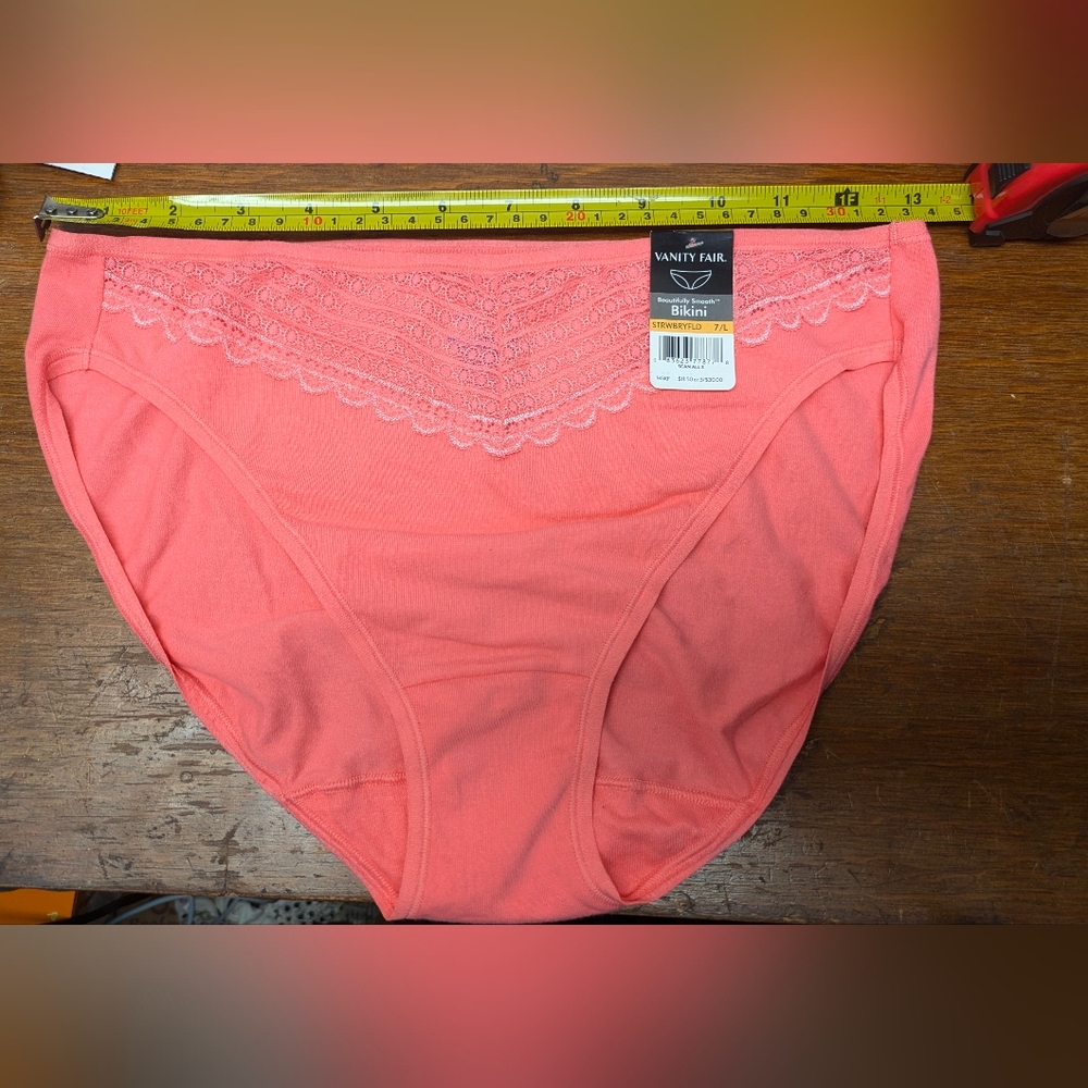 Vanity Fair Coral Pink Lace Front Top Bikini Panties Size 7 L